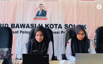 Tiga Calon Pegawai Negeri Sipil (CPNS) Bawaslu Kota Solok dinyatakan lulus Pelatihan Dasar (Latsar) dan mengikuti kegiatan Pelepasan Pelatihan Dasar CPNS Bawaslu Gelombang VII Tahun 2025 yang diselenggarakan secara daring pada Kamis, 18 Desember 2025.