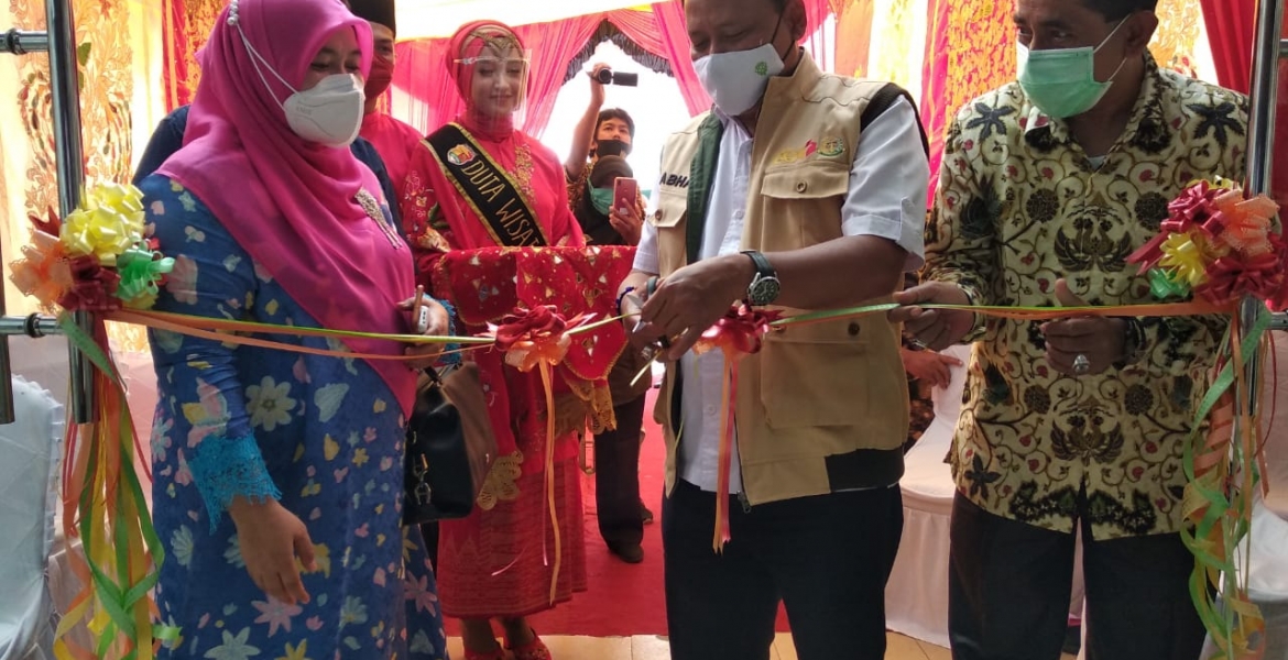 Ketua Bawaslu RI Abhan Resmikan PPID Bawaslu Kota Solok