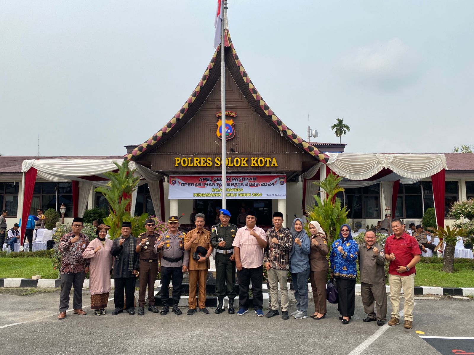 Bawaslu Kota Solok Hadiri Apel Gelar Pasukan Operasi Mantab Brata 2023-2024