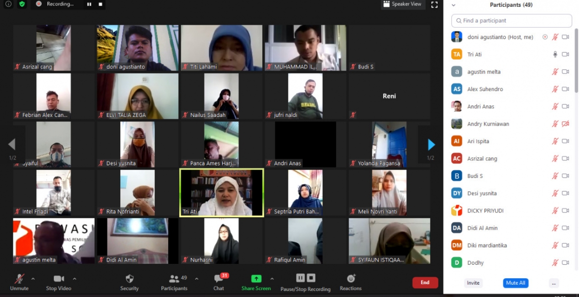 Jelang Pengawasan Verifikasi Faktual Calon Perseorangan, Bawaslu Kota Solok Berikan Bimtek kepada Jajaran Pengawas se-Kota Solok