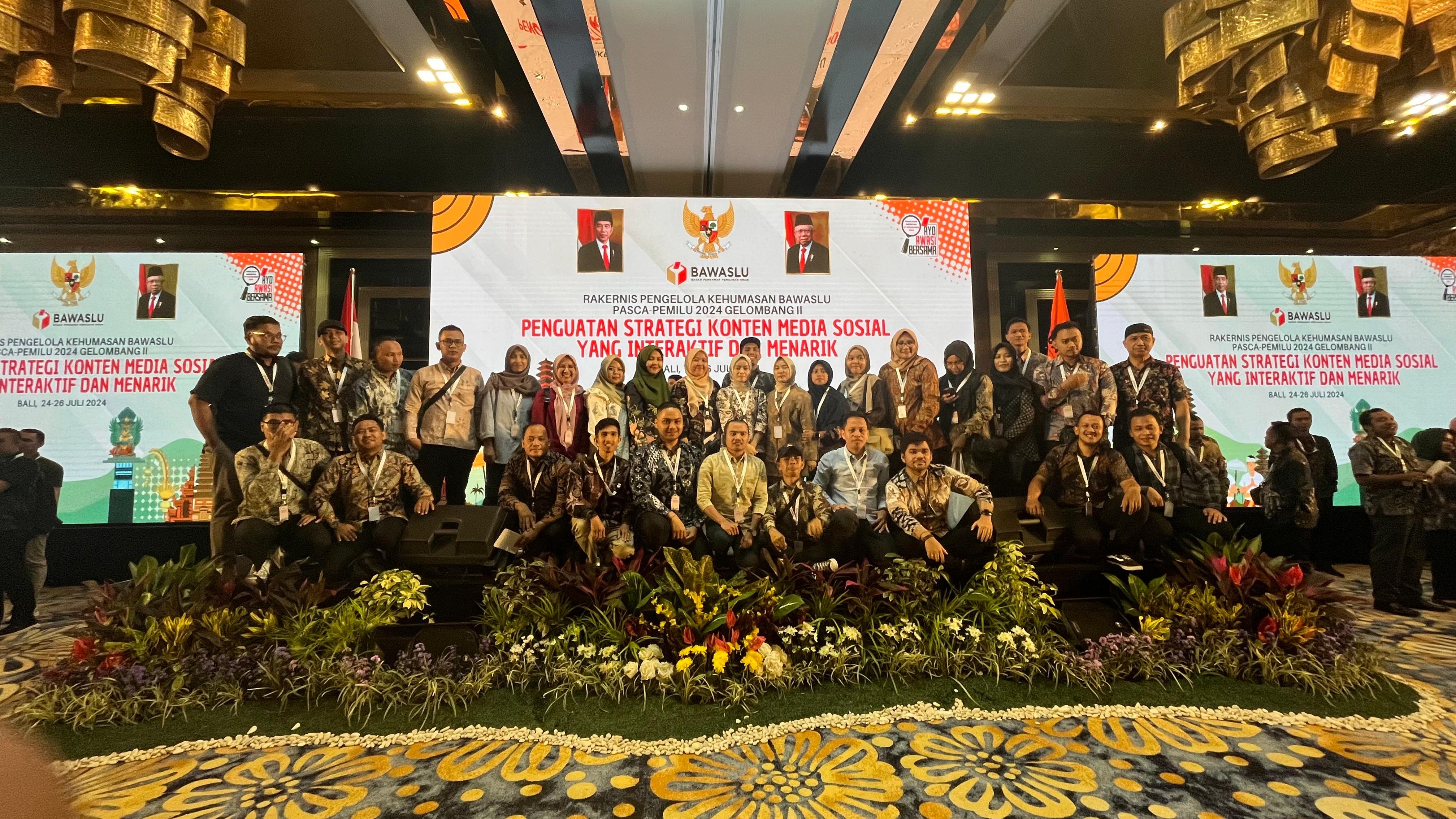 Dalam rangka pengoptimalan Kehumasan Bawaslu khususnya dalam pengelolaan media sosial, Bawaslu Kota Solok menghadiri kegiatan Rapat Kerja Teknis Pengelolaan Kehumasan Bawaslu Pasca Pemilu 2024 Gelombang II di Bali, (24/07/24-26/07/24).