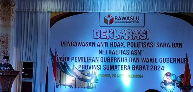 Bawaslu Kota Solok Ikut serta melakukan deklarasi Pengawasan Anti Hoax, Anti Politisasi SARA, Netralitas ASN yang digelar oleh Bawaslu Provinsi Sumatera Barat, Rabu (25/09).