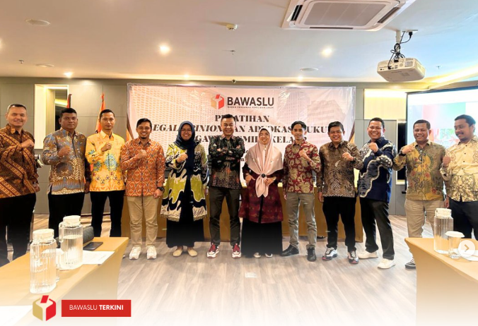 Anggota Bawaslu Kota Solok, Ilham Eka Putra hadir dalam kegiatan Rapat Koordinasi Nasional Penyelenggara Pemilu Wilayah II di Bangka Belitung, 4-6 November 2024.