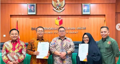 Bawaslu Provinsi Sumatera Barat bersama Forum Jurnalis Perempuan Sumatera Barat resmi menandatangani Nota Kesepahaman (MoU) tentang Pengawasan Partisipatif pada Sabtu, 17 Mei 2025.