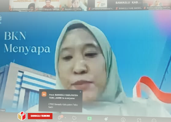 Dalam rangka optimalisasi kinerja aparatur, Calon Pegawai Negeri Sipil (CPNS) Bawaslu Kota Solok mengikuti Rapat Penyusunan dan Pengisian Sasaran Kinerja Pegawai (SKP) Tahun 2025 yang diselenggarakan secara daring melalui aplikasi Zoom Meeting pada Jumat (15/8/2025). 