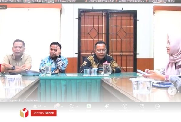 Bawaslu Kota Solok turut hadir dalam kegiatan Rapat Evaluasi Publikasi Media Sosial Bawaslu Kabupaten/Kota se-Sumatera Barat yang diselenggarakan oleh Bawaslu Provinsi Sumatera Barat pada Kamis, 15 Mei 2025. 