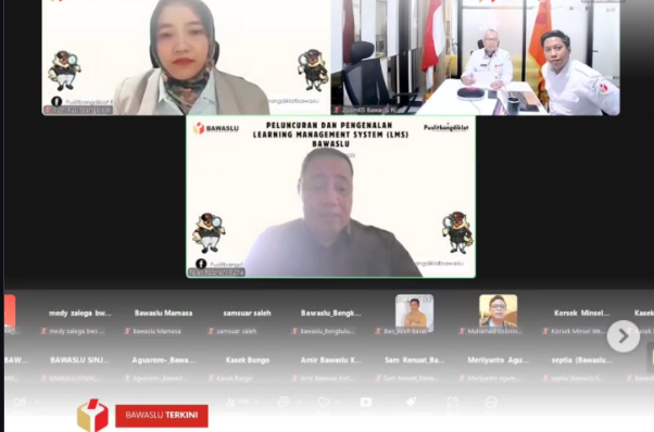 Bawaslu Kota Solok mengikuti secara virtual peluncuran Learning Management System (LMS) Bawaslu yang diselenggarakan oleh Pusat Penelitian, Pengembangan, Pendidikan, dan Pelatihan (Puslitbangdiklat) Bawaslu Republik Indonesia melalui Zoom Meeting, Rabu (28/5/2025).