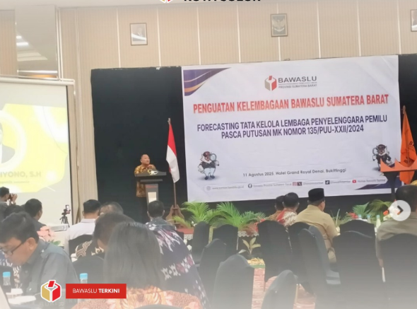 Bawaslu Kota Solok menghadiri kegiatan Penguatan Kelembagaan Pengawas Pemilu yang digelar oleh Bawaslu Provinsi Sumatera Barat pada Senin, 11 Agustus 2025 di Hotel Grand Royal Denai, Bukittinggi. 