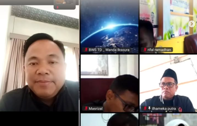 Badan Pengawas Pemilihan Umum (Bawaslu) Kota Solok turut serta dalam Rapat Kerja yang diselenggarakan oleh Bawaslu Provinsi Sumatera Barat yang berlangsung secara daring pada Kamis (08/01).