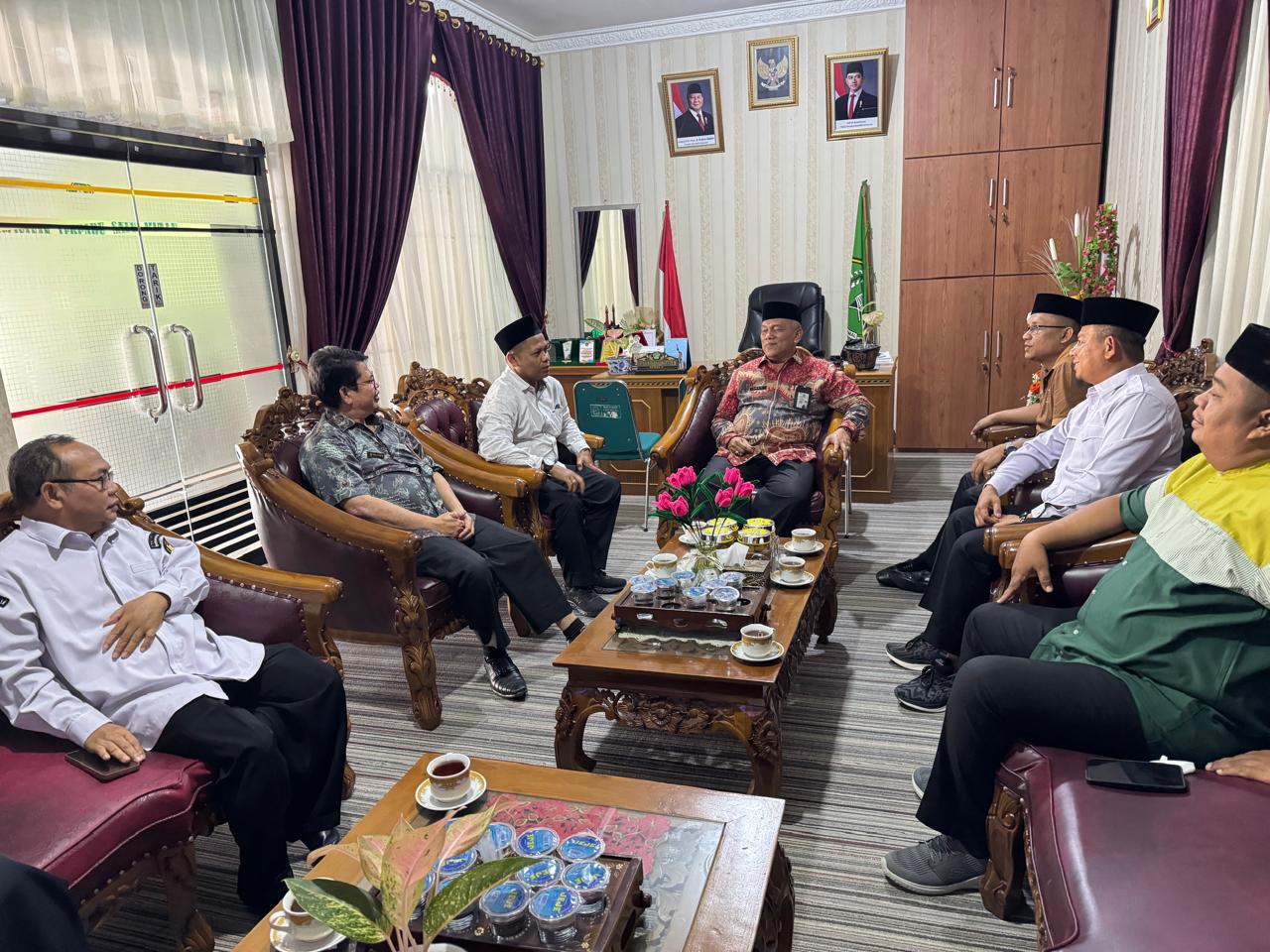 Bawaslu Kota Solok melaksanakan Koordinasi dengan Kemenag Kota Solok (22/4/26)