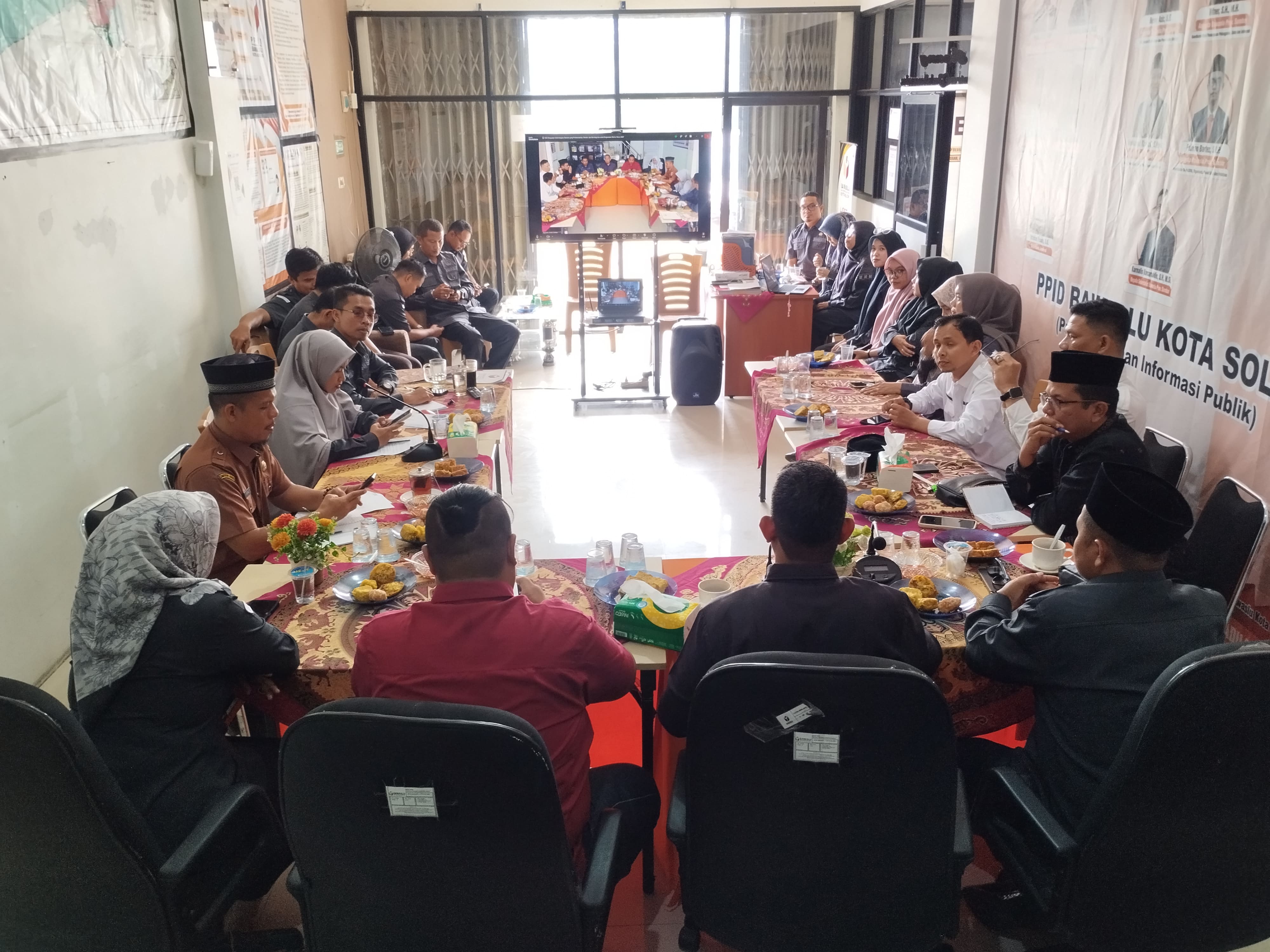 Bawaslu Kota Solok Laksanakan Fasilitasi Pembinaan dan Penguatan Kelembagaan, Senin (24/8/2026).