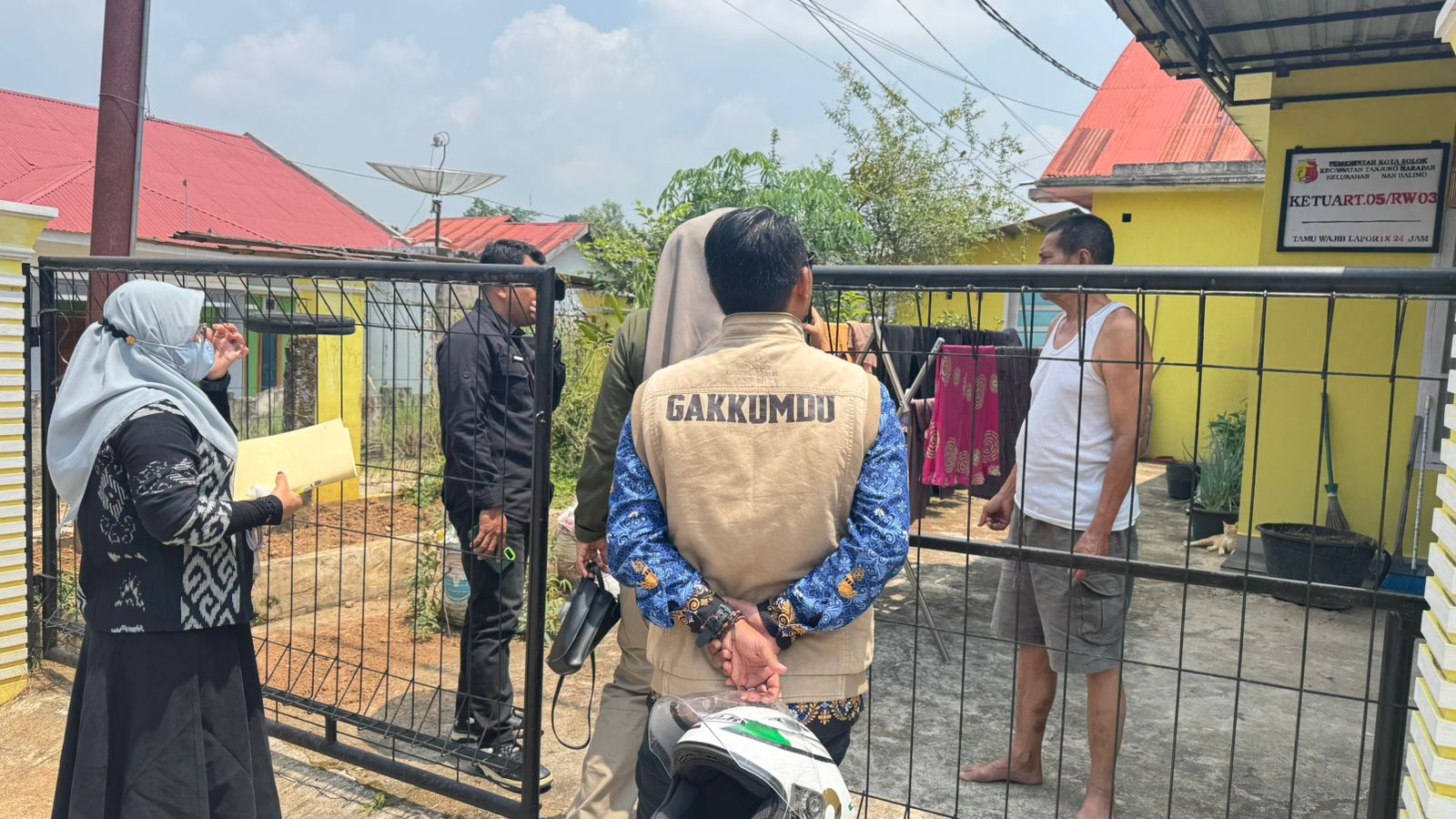 Bawaslu Kota Solok kembali melakukan pengawasan pencocokan dan penelitian terbatas (Coktas) terhadap data Pemutakhiran Data Pemilih Berkelanjutan (PDPB) Triwulan III Tahun 2026, Kamis (3/9/2026)