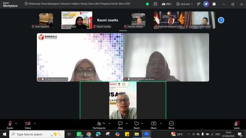 Koordinator Sekretariat Bawaslu Kota Solok mengikuti rapat daring pembahasan Pernyataan Kinerja Ketua dan Koordinator Divisi Bawaslu Provinsi serta Bawaslu Kabupaten/Kota Tahun 2026, Jumat (7/8/2026)