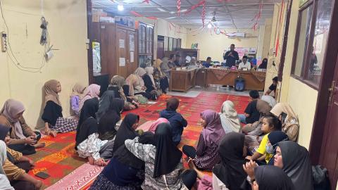 Bawaslu Kota Solok Laksanakan penandatanganan Nota Kesepahaman (Memorandum of Understanding/MoU) bersama organisasi penyandang disabilitas di Kota Solok, Minggu (18/10/2026), di Aula Dinas Sosial Kota Solok.