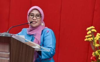 Bedah Buku di Unhas, Dewi Harap Isu yang Diangkat Jadi Inspirasi dan Referensi Mahasiswa