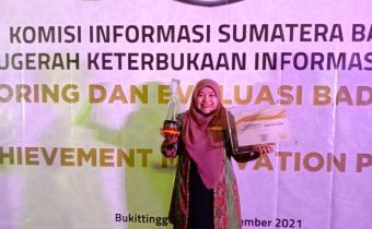 Dua Tahun Berturut-Turut Bawaslu Kota Solok Raih Terbaik 1 Badan Publik Informatif Se-Sumatera Barat
