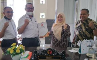 Gandeng PGRI Kota Solok, Bawaslu Cegah Pelanggaran Netralitas ASN dalam Pemilu 2024 Mendatang