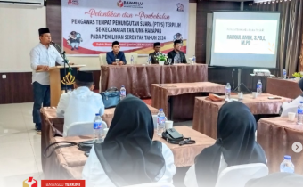 Badan Pengawas Pemilihan Umum (Bawaslu) Kota Solok resmi melantik 118 Pengawas Tempat Pemungutan Suara (PTPS) untuk Pemilihan Serentak Tahun 2024 di Kota Solok, Minggu (3/11).