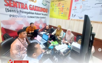 Bawaslu Kota Solok hadiri kegiatan Preview Laporan Layanan Informasi Publik Tahun 2024 yang digelar oleh PPID Bawaslu Provinsi Sumatera Barat, Jum'at (07/02).