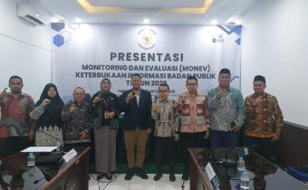 Bawaslu Kota Solok resmi memasuki tahapan presentasi Monitoring dan Evaluasi (E-Monev) Keterbukaan Informasi Publik Tahun 2025 yang diselenggarakan oleh Komisi Informasi Provinsi Sumatera Barat (KI Sumbar) di Kantor KI Sumbar, Kota Padang, Kamis (16/10)