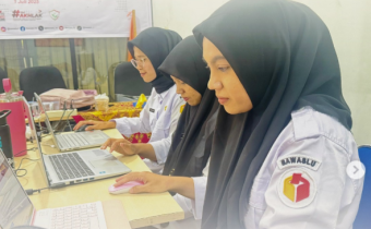 Calon Pegawai Negeri Sipil (CPNS) Bawaslu Kota Solok mulai mengikuti Massive Open Online Course (MOOC) Pelatihan Dasar (Latsar) CPNS Tahun 2025 pada Rabu (20/8/2025).