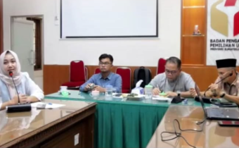Badan Pengawas Pemilihan Umum (Bawaslu) Kota Solok menghadiri Rapat Prosedur Rekrutmen Tenaga Alih Daya/Tenaga Pendukung Bawaslu Kabupaten/Kota se-Sumatera Barat yang digelar oleh Bawaslu Provinsi Sumatera Barat, Jumat (09/01). 