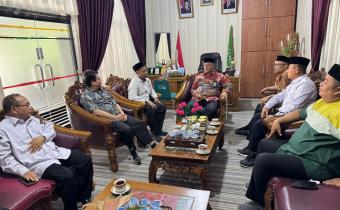 Bawaslu Kota Solok melaksanakan Koordinasi dengan Kemenag Kota Solok (22/4/26)