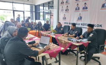 Bawaslu Sumbar laksanakan Monitoring Evaluasi Pengawasan Pemutakhiran Data Pemilih (PPDP) di Kantor Bawaslu Kota Solok, Senin (6/4/2026)