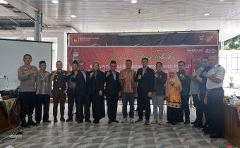 Badan Pengawas Pemilihan Umum (Bawaslu) Kota Solok menghadiri Rapat Pleno Terbuka Rekapitulasi Pemutakhiran Data Pemilih Berkelanjutan (PDPB) Triwulan II Tahun 2026 Tingkat Kota Solok yang digelar Komisi Pemilihan Umum (KPU) Kota Solok di Aula Kantor KPU Kota Solok, Kamis (2/7/2026).