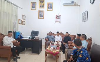 Bawaslu Kota Solok laksanakan koordinasi dengan Komisi Pemilihan Umum (KPU) Kota Solok terkait pemutakhiran data partai politik Semester I Tahun 2026