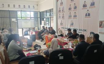 Jajaran Bawaslu Kota Solok Laksanakan penyusunan Indikator Kinerja Utama (IKU) Tahun 2026
