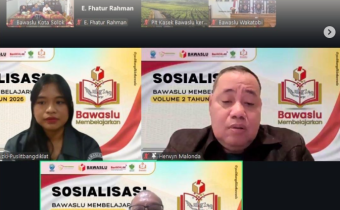 Bawaslu Kota Solok mengikuti Sosialisasi Surat Edaran Nomor 23 tentang Tahap Awal Seleksi Program Bawaslu Membelajarkan Volume 2 Tahun 2026 yang diselenggarakan oleh Bawaslu Republik Indonesia secara daring, Senin (3/8/2026). 