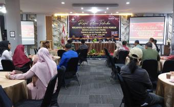 Rapat Pleno Terbuka Penetapan Rekapitulasi Pemutakhiran Data Pemilih Berkelanjutan (PDPB) Triwulan III Tahun 2026 KPU Kota Solik,  Premiere Hotel Syariah, Selasa (29/9/2026).
