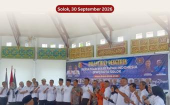Bawaslu Kota Solok menghadiri pelantikan Pengurus Persatuan Wartawan Indonesia (PWI) Kota Solok dan Ikatan Keluarga Wartawan Indonesia (IKWI) Kota Solok periode 2026–2029, Rabu (30/9/2026).