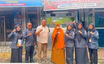 Bawaslu Kota Solok dalam memperkuat pendidikan demokrasi dan pengawasan partisipatif tingkat SMA di Kota Solok. Senin (5/10/2026)