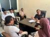 Bawaslu Kota Solok lakukan pengawasan melekat terhadap kegiatan koordinasi Komisi Pemilihan Umum (KPU) Kota Solok di Kantor Imigrasi Padang, Rabu (3/6/2026